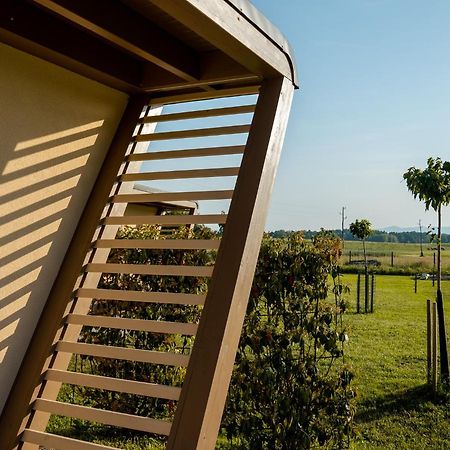 Fortun Estate - Apartmaji Ob Reki Kolpi Metlika Luaran gambar